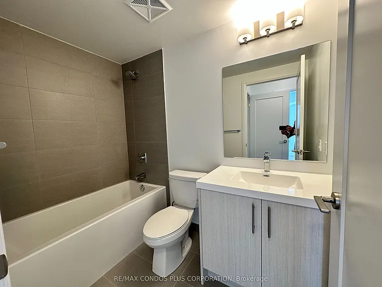 286 Main St #2211 — Photo 13