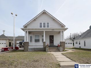 1624 N Lincoln Ave, York, NE 68467