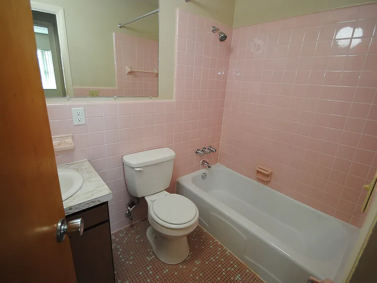 512 N Ashley St — Photo 20