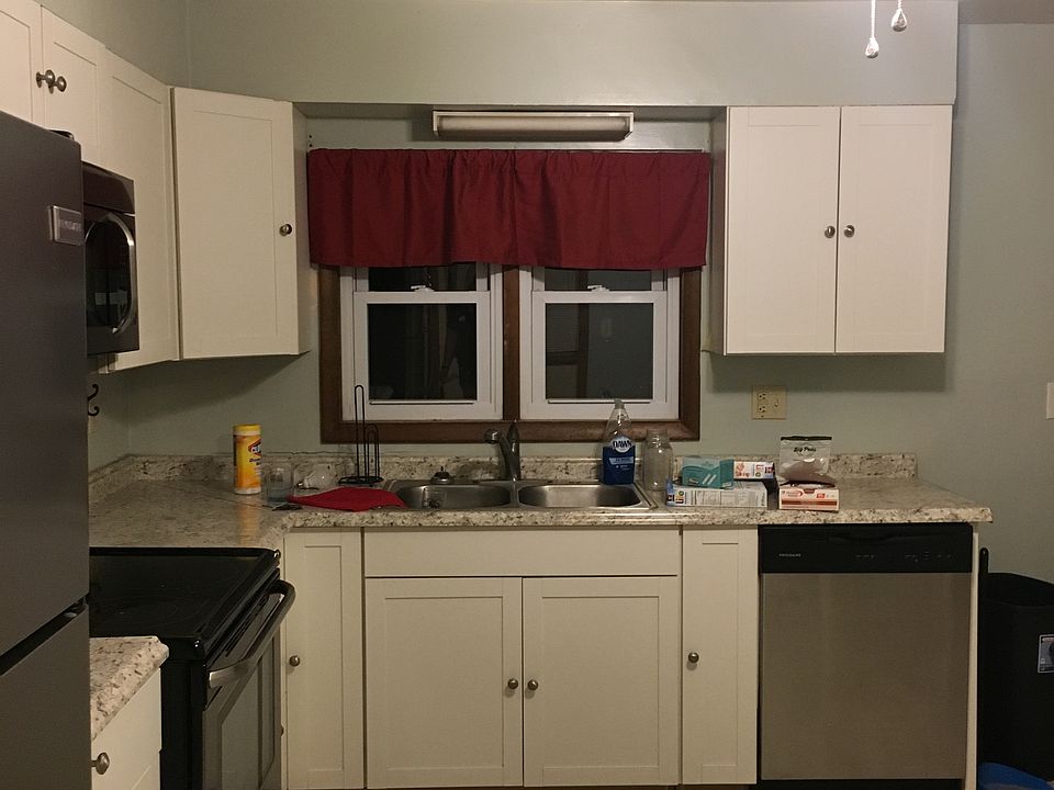 2nd image of 964 Willey St