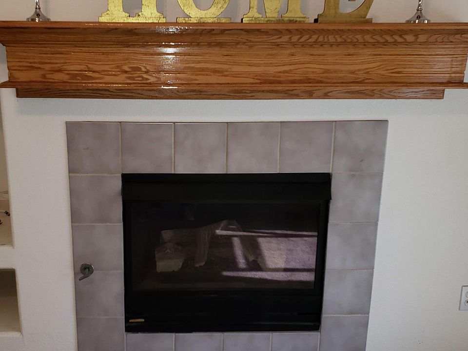 1st image of 901 Anderson Cir