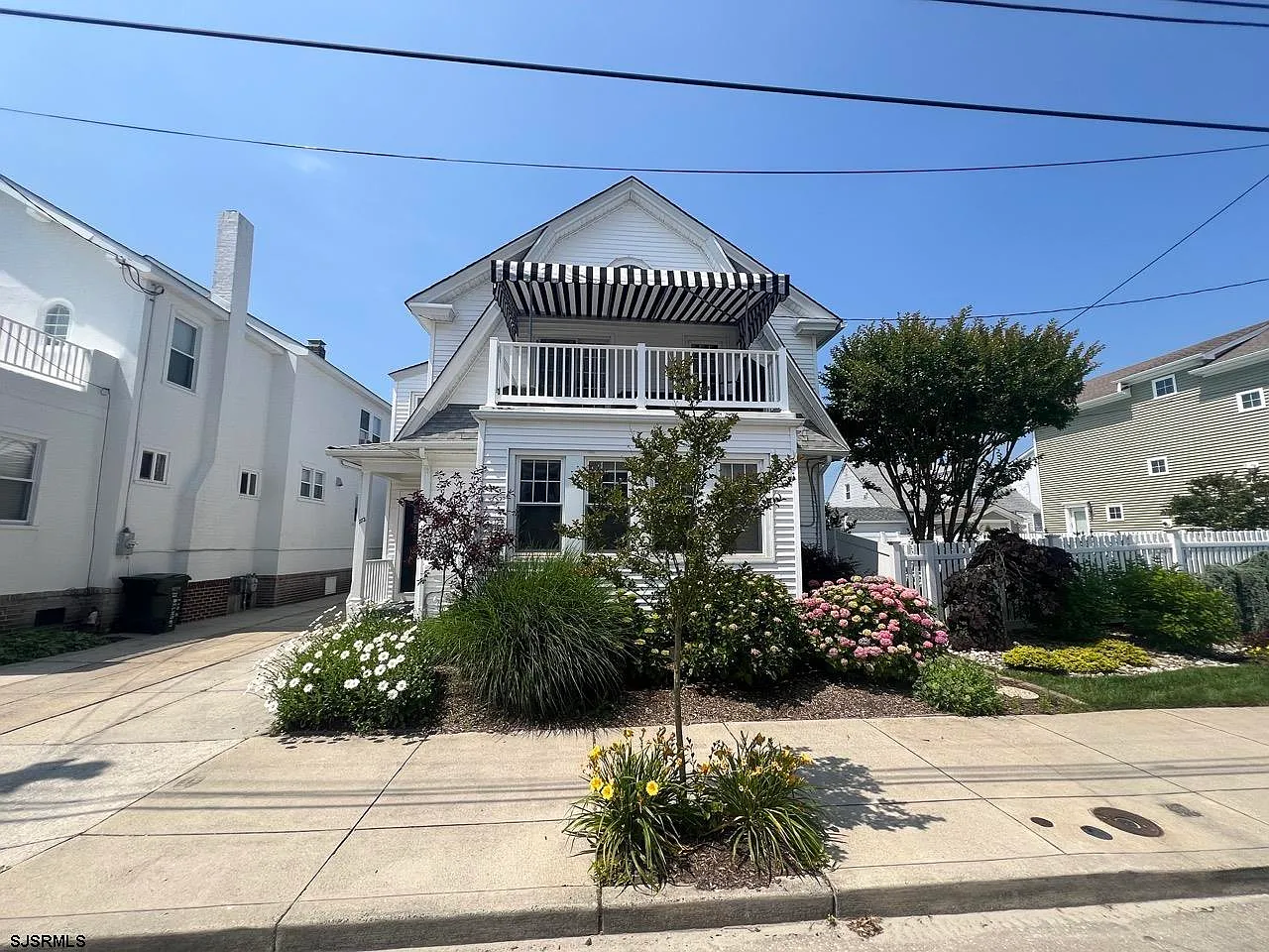 5 bed, 2.5 bath, $2,100 — Photo 1