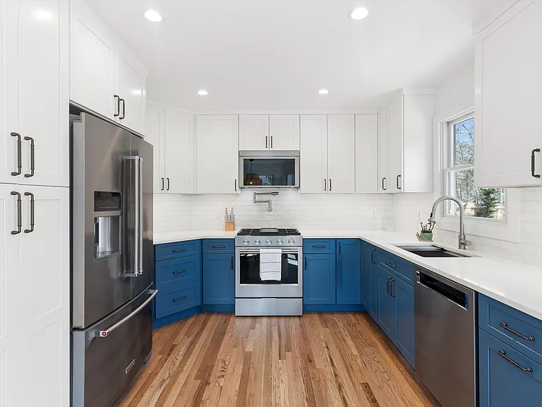 502 Springs Fireplace Rd — Photo 6