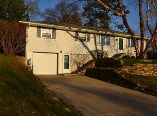 1608 Birchwood Dr, Red Wing, MN 55066