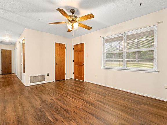 2nd image of 11297 Old Moffat Rd
