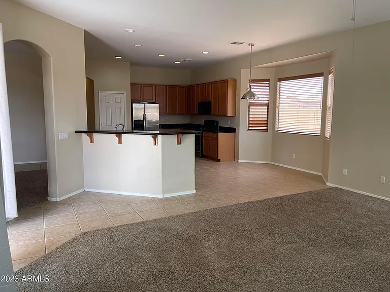 2619 E Hazeltine Way — Photo 11