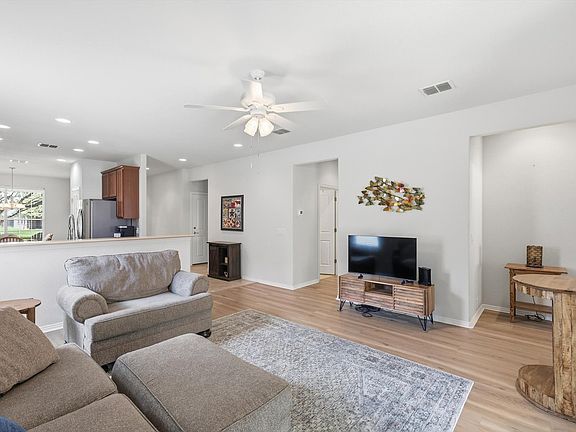 5th image of 334 Cascata Dr