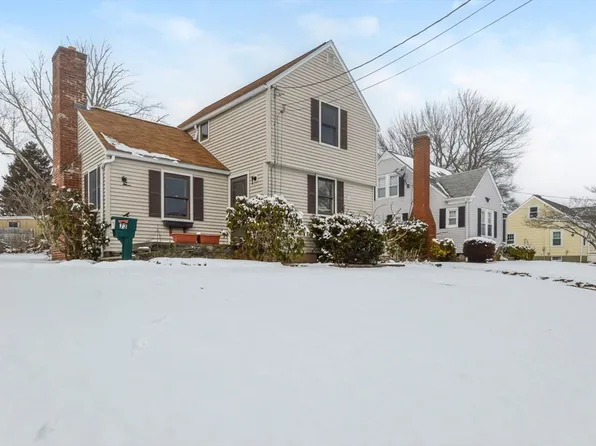 73 Smith Ave, Somerset, MA 02726