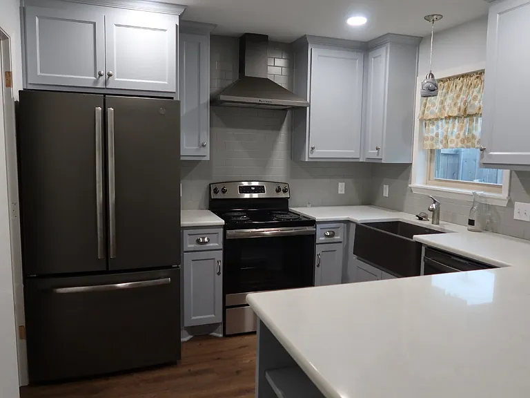 101 Travis Ln — Photo 3