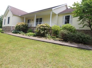 350 Farley Branch Rd, Cool Ridge, WV 25825