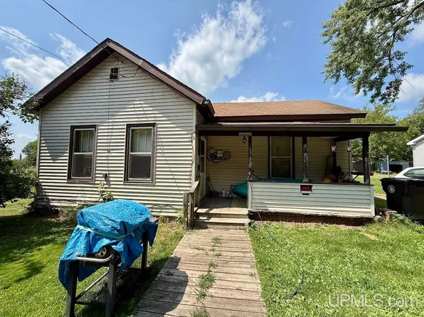 N16531 Park Ave, Hermansville, MI 49847