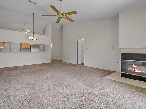 4th image of 3621 Killarney Plaza Ct