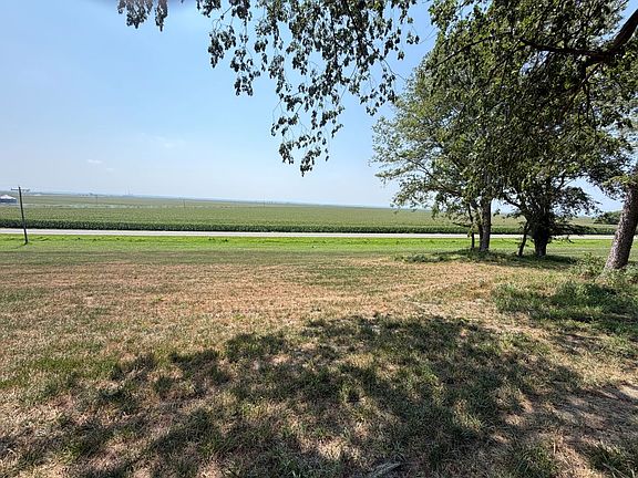 5th image of 2290 Bluff Rd