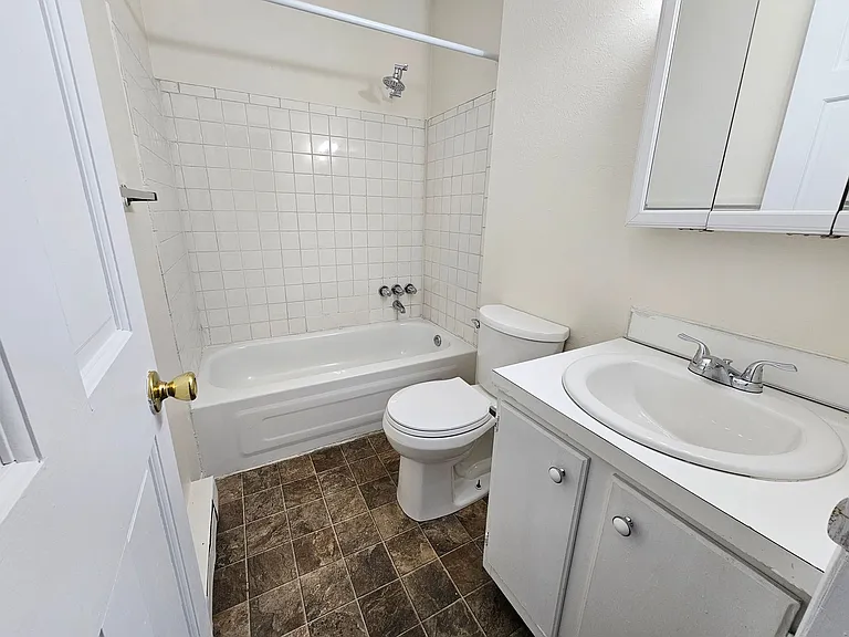 Winchester Place — Photo 10