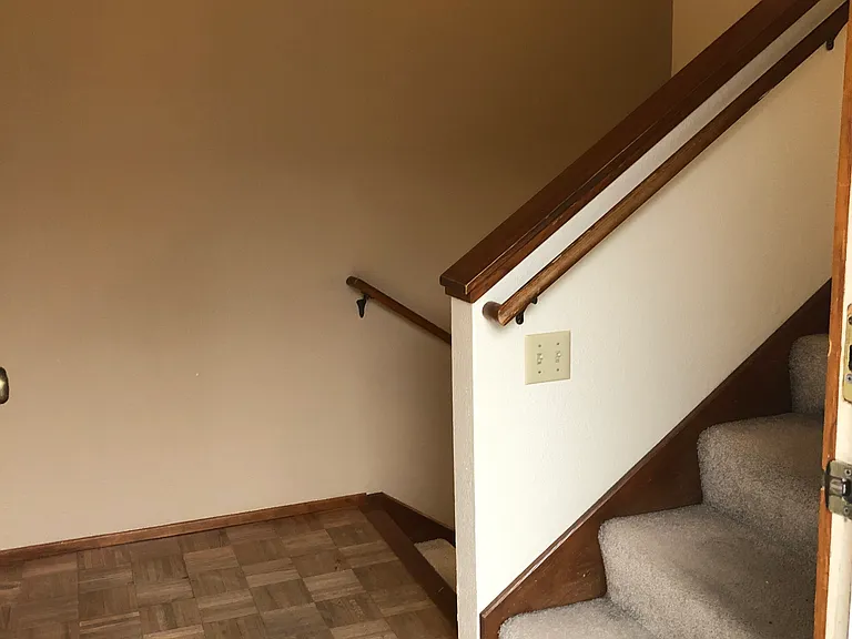 3141 Ivy Glen Dr — Photo 2