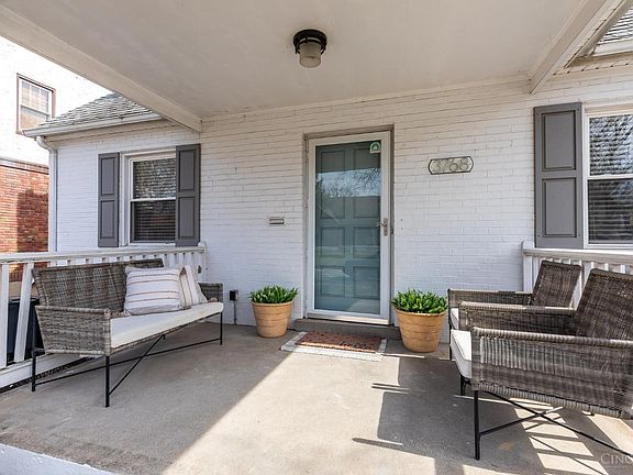 3rd image of 3768 Grovedale Pl