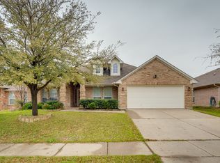 5851 Lorenzo Dr, Grand Prairie, TX 75052