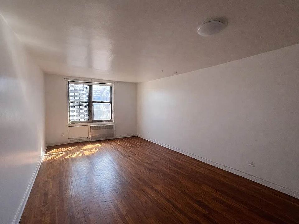 1st image of 270 Clarkson Ave APT 318
