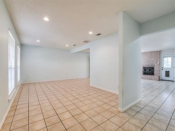 2nd image of 1730 Northaven Ct