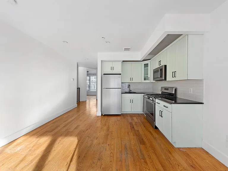 157 Lexington Ave #1 — Photo 12