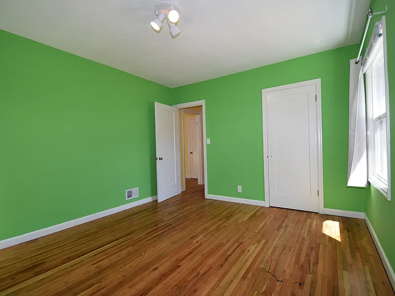 Bedroom 1 - Downstairs