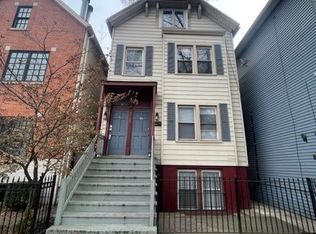 3039 N Southport Ave #G, Chicago, IL 60657