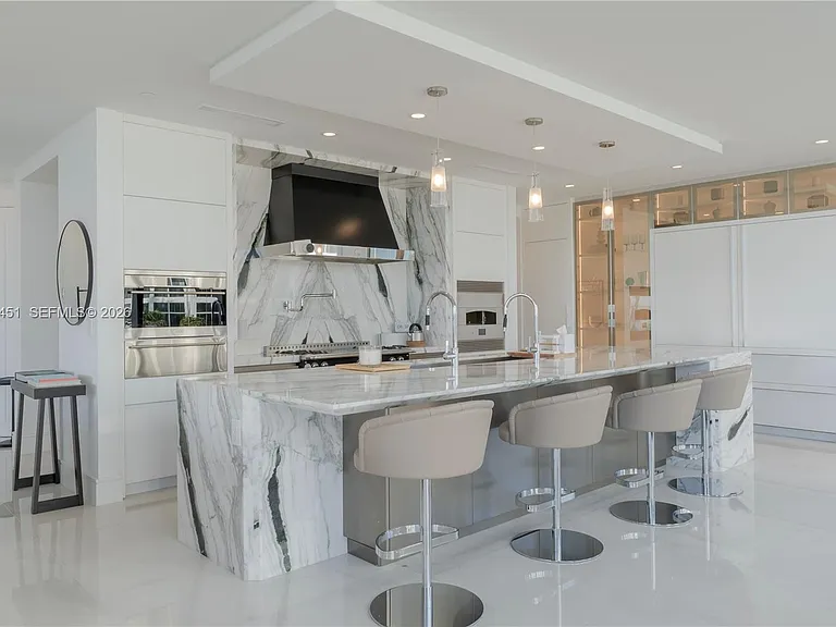 17975 Collins Ave #502 — Photo 9