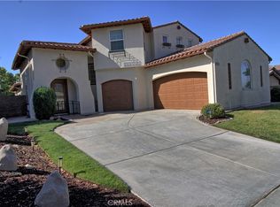 34105 Castle Pines Dr, Yucaipa, CA 92399