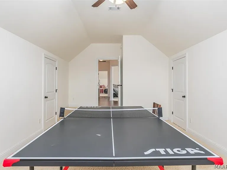 1035 Haylee Brook Ln — Photo 18
