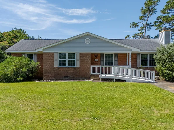 2403 Emeline Place, Morehead City, NC 28557
