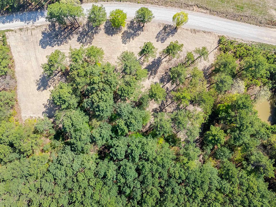 2nd image of TRACT 10 High Peak Rd