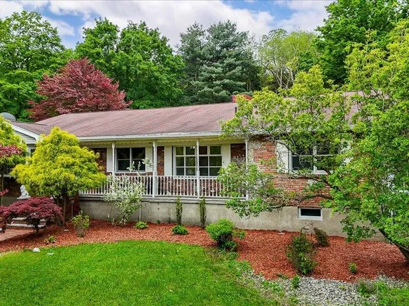 665 State Route 94 N, Warwick, NY 10990