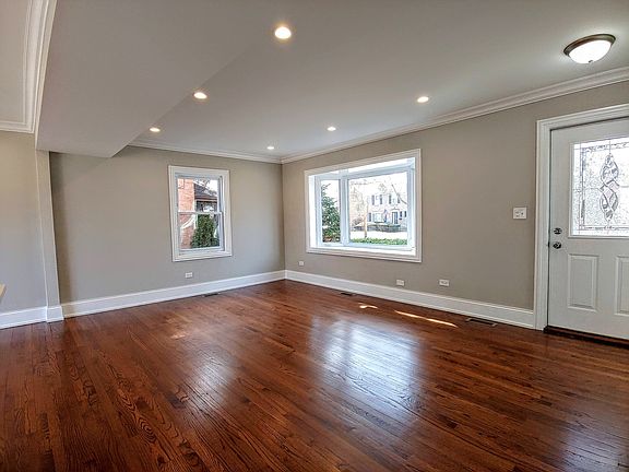 4th image of 3045 Elder Ln