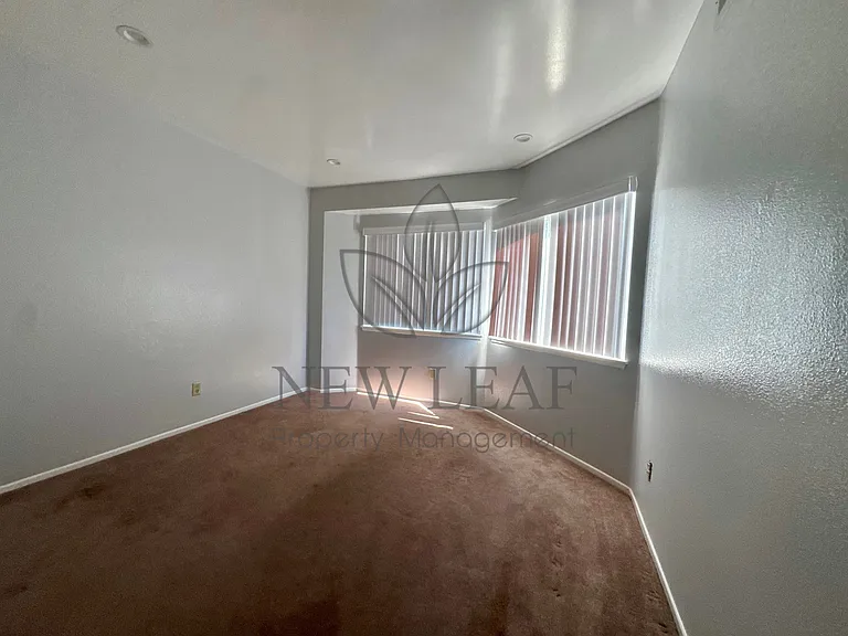 831 Carlton Privado — Photo 22