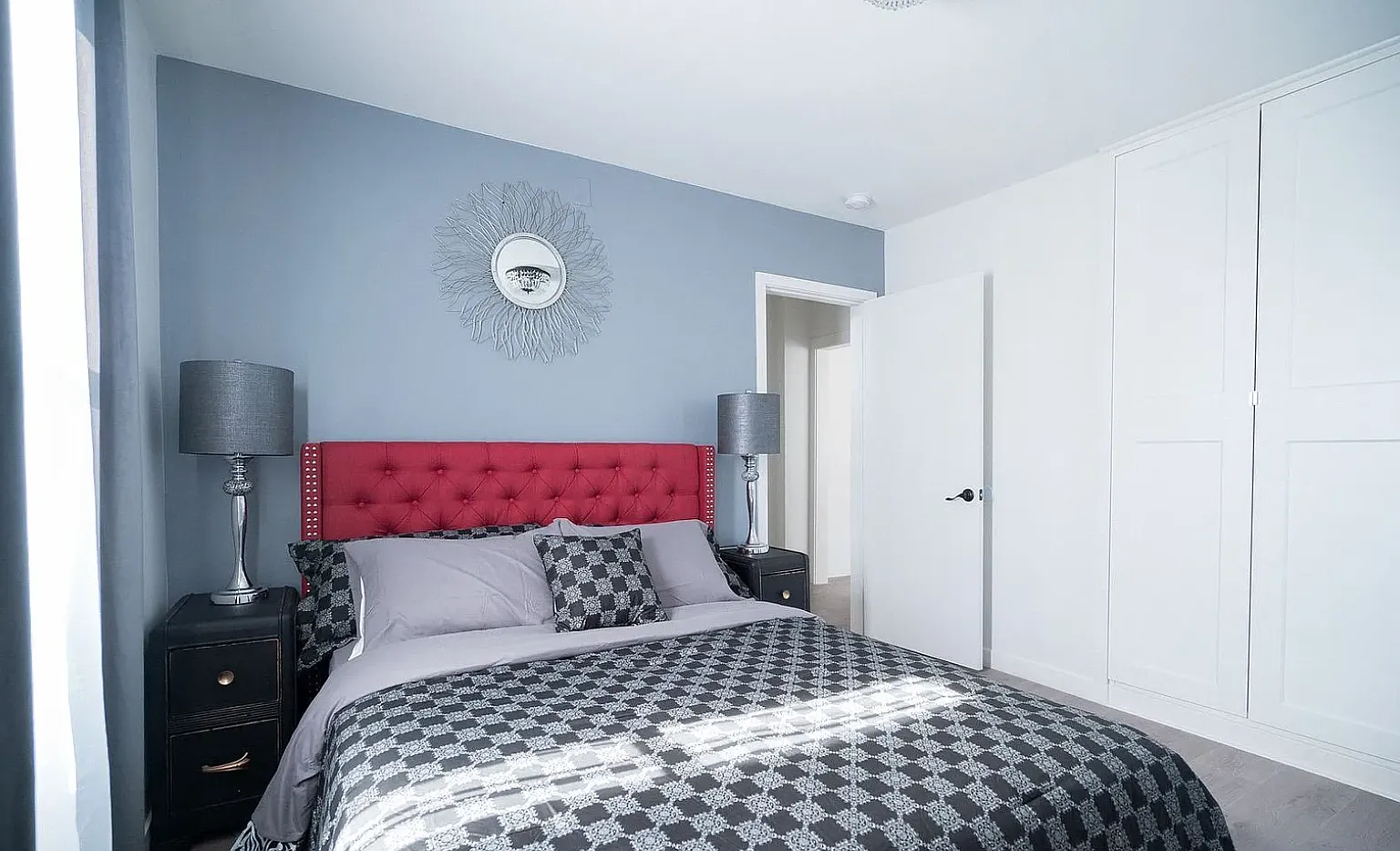 1 bed, $2,475 — Photo 4