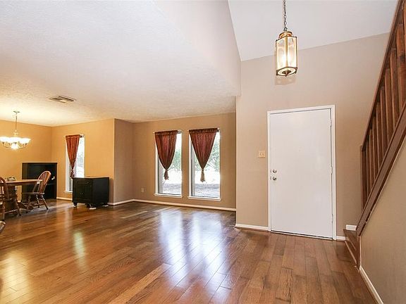 5th image of 3714 Golden Lake Dr