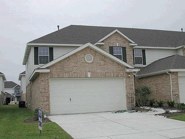 1st image of 4427 Park Trail Ln