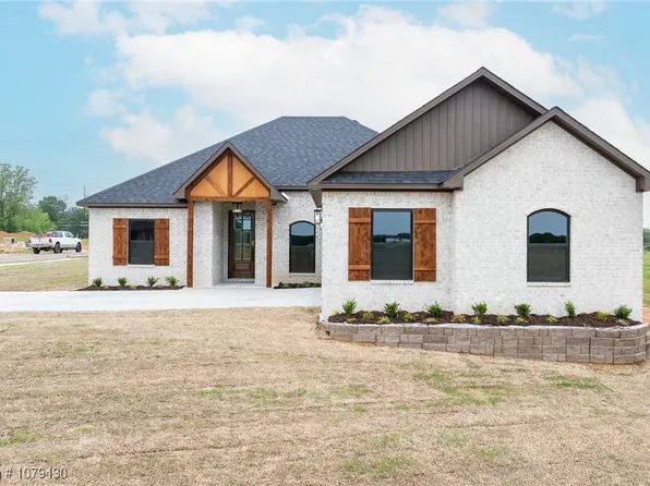 201 Twisted Oak Way, Greenwood, AR 72936