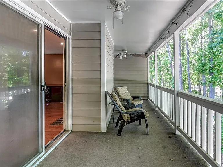 44 Rumson Ct SE — Photo 22