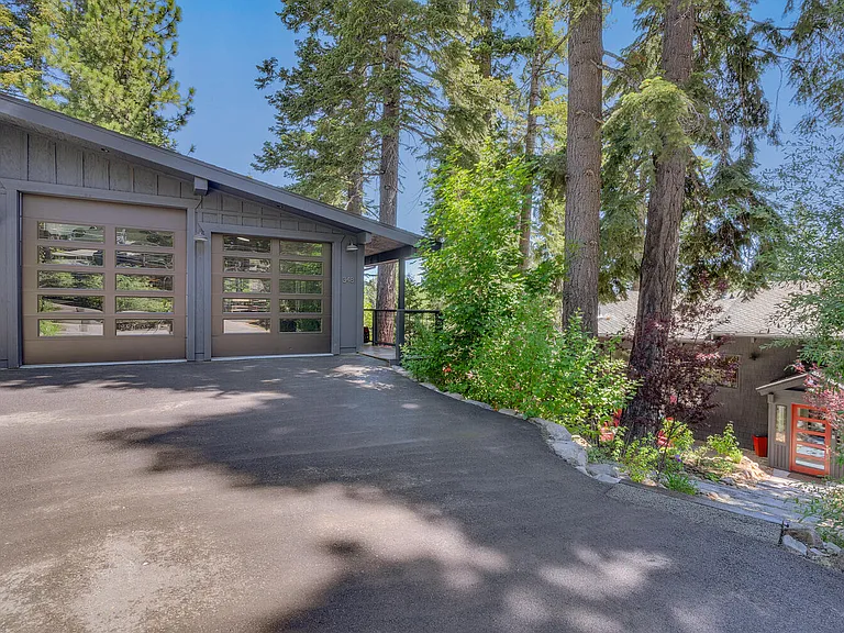 350 Granlibakken Rd — Photo 2
