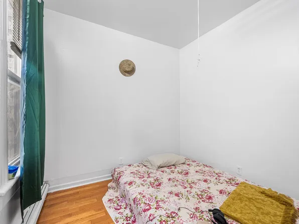 41 Garrison Avenue image 15 of 39