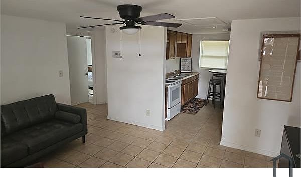 1st image of 303 Fred Conner St #A