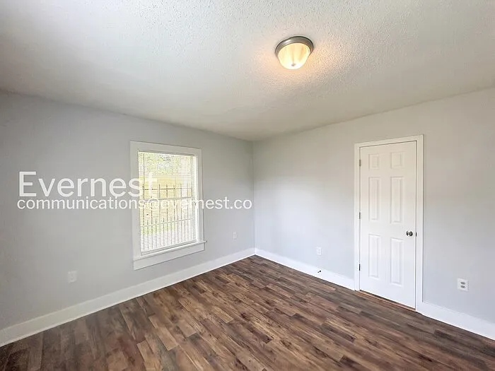 667 Sevier St — Photo 12
