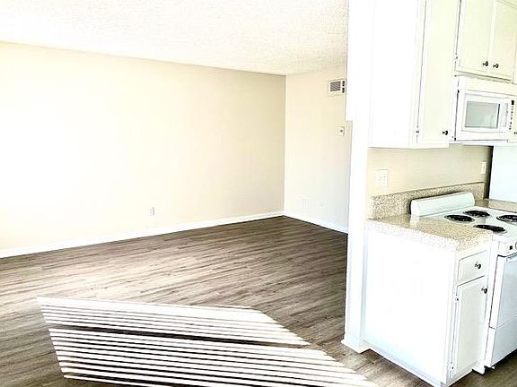 5th image of 4525 Hamilton St APT 16