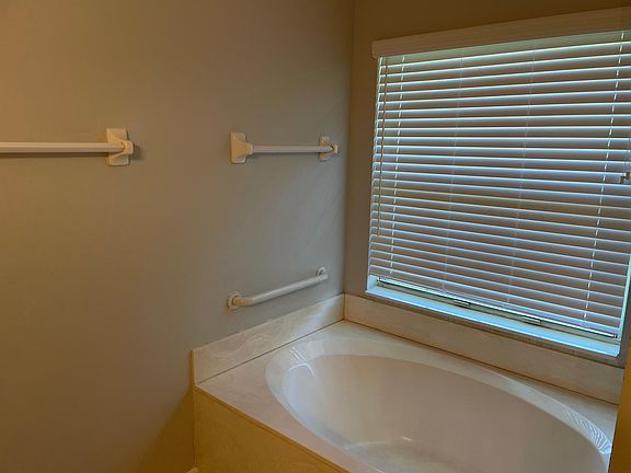 2nd image of 65 Waterbridge Pl