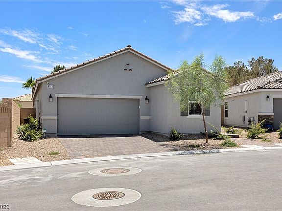 2nd image of 8323 Lagunilla Ave