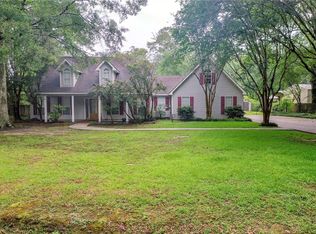 37265 Hidden Oaks Ln, Pearl River, LA 70452