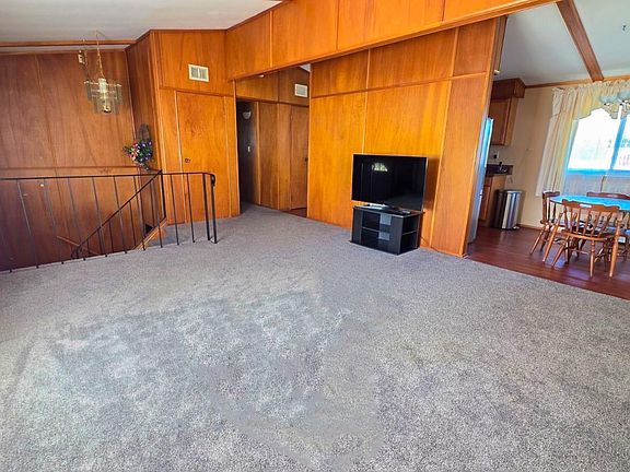 4th image of 608 Copp Ave