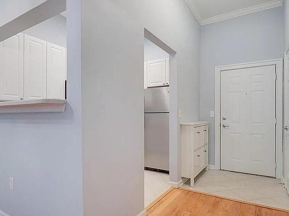 4th image of 4950 Brenman Park Dr APT 103