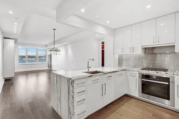 Rented by Oxford Property Group | media 14